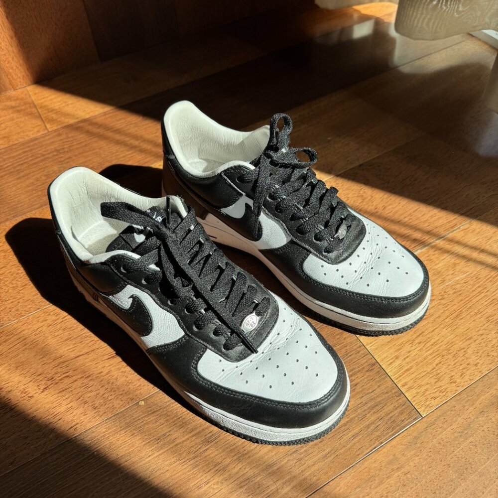 Nike Airforce 1 terror squad size 7.5